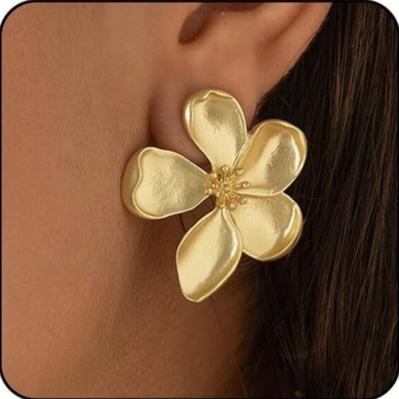 Gold Hoop Earrings - Picture 4 of 8